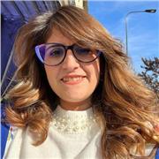 Ciao a tutti, sono Ilaria  , laureata in Scienze Politiche e di Governo e con decennale esperienza come tutor nei doposcuola.